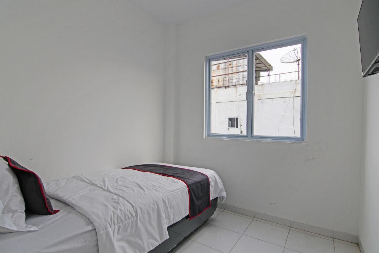 Oyo 92300 Koala House Hotel Пеканбару Екстериор снимка