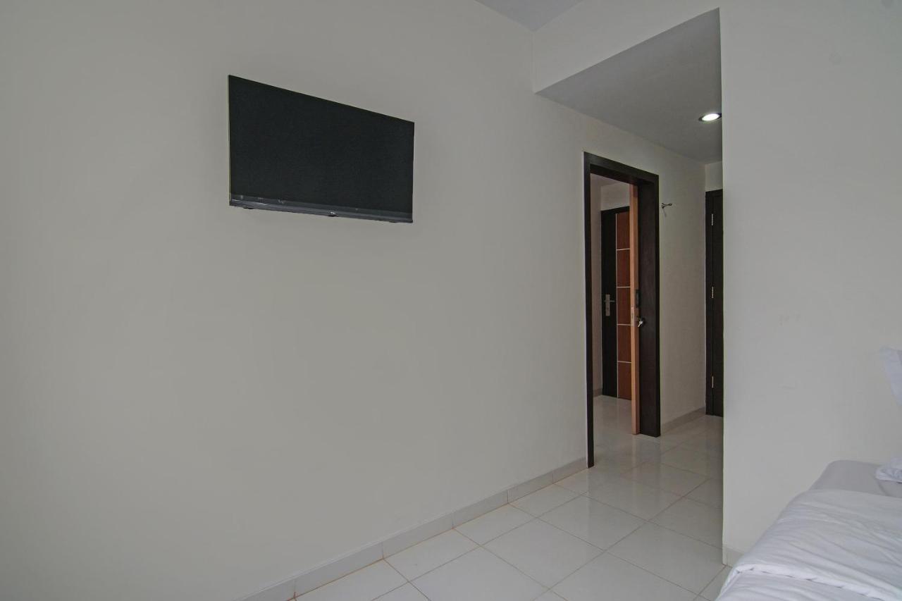 Oyo 92300 Koala House Hotel Пеканбару Екстериор снимка