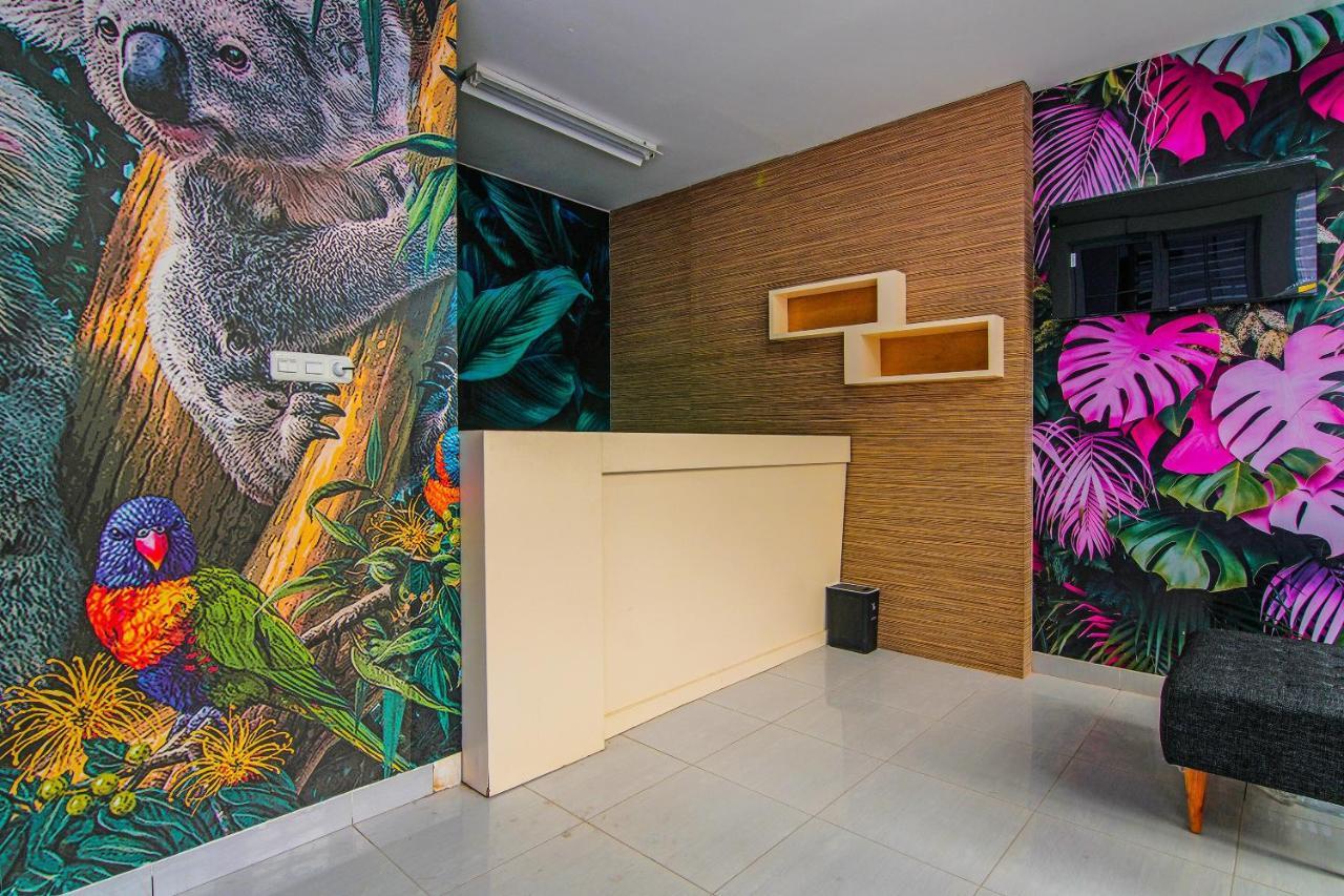 Oyo 92300 Koala House Hotel Пеканбару Екстериор снимка