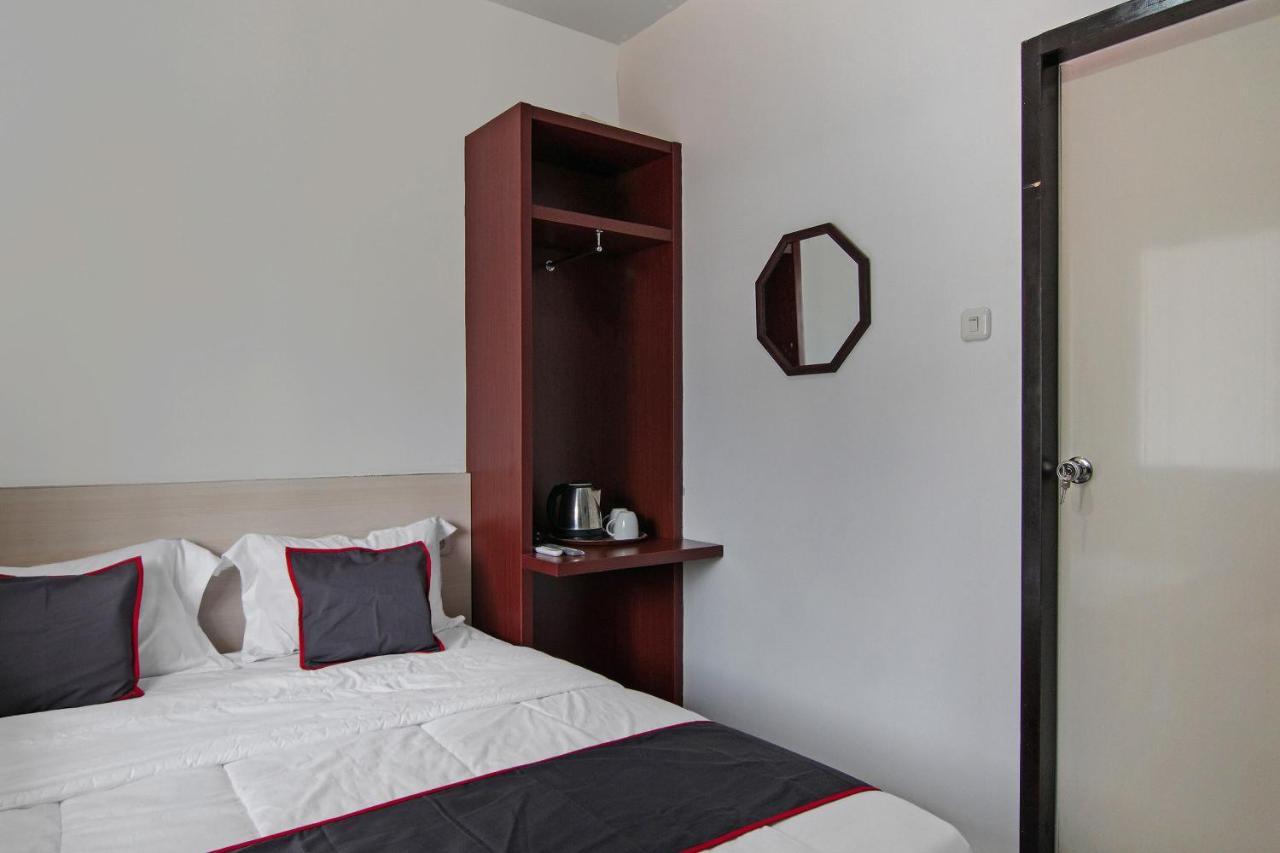 Oyo 92300 Koala House Hotel Пеканбару Екстериор снимка